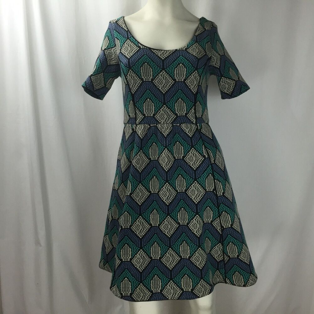 HD in Paris Jacquard Short Sleeve Scoop Neck Geometric Pattern Dress Sz S